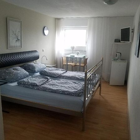 Rooming24, Kleine Pension Lübeck Dış mekan fotoğraf
