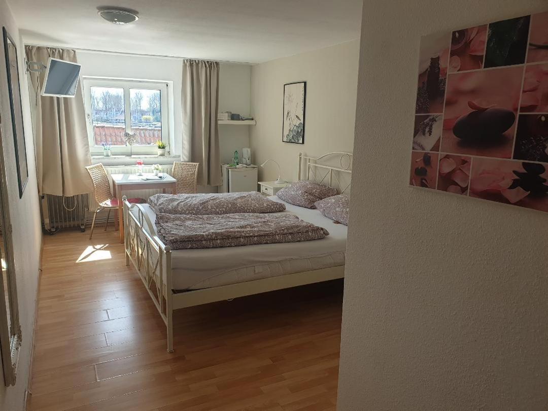 Rooming24, Kleine Pension Lübeck Dış mekan fotoğraf