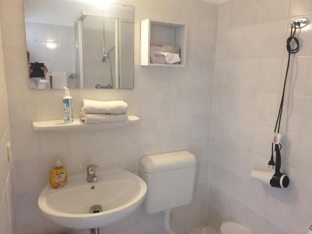 Rooming24, Kleine Pension Lübeck Dış mekan fotoğraf