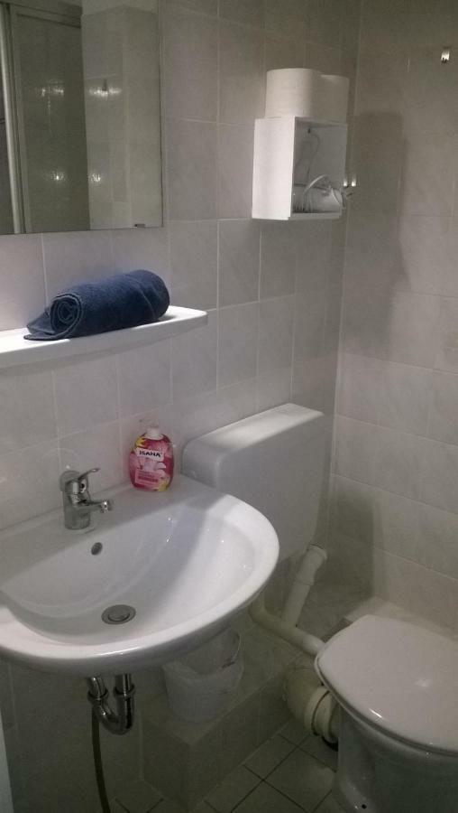 Rooming24, Kleine Pension Lübeck Dış mekan fotoğraf